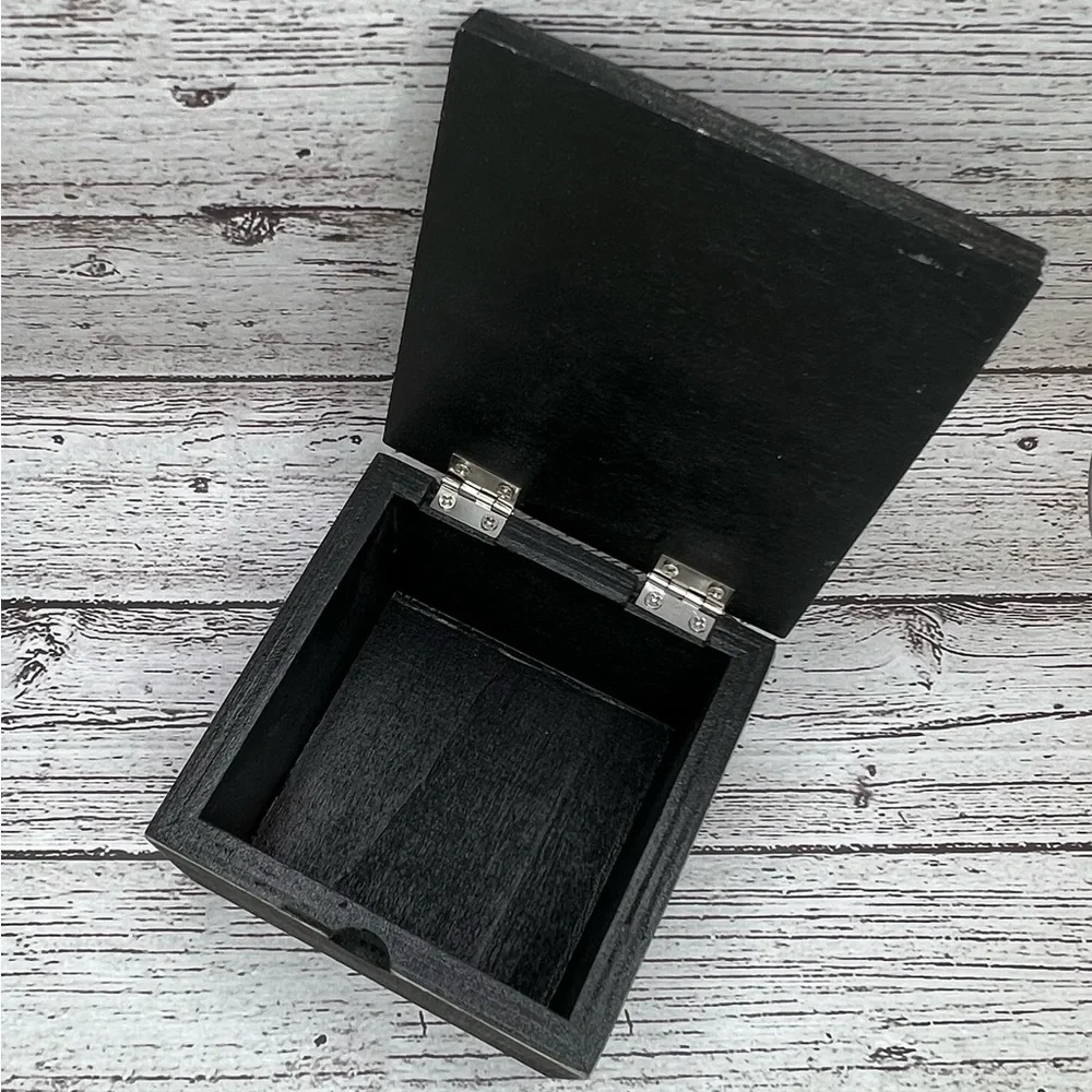 Rustic Keepsake Box - Picture 2 of 3